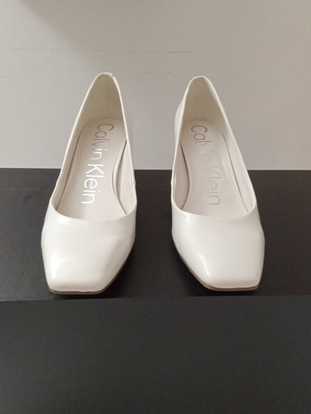 Calvin Klein "Alanta" Ivory Square-Toe Pumps Block Heel Size 7 1/2 - Picture 2 of 11